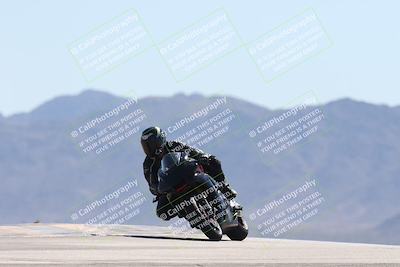 media/Oct-13-2025-Moto Forza (Mon) [[a66d839500]]/3-B Group/Session 4 (Turn 9)/